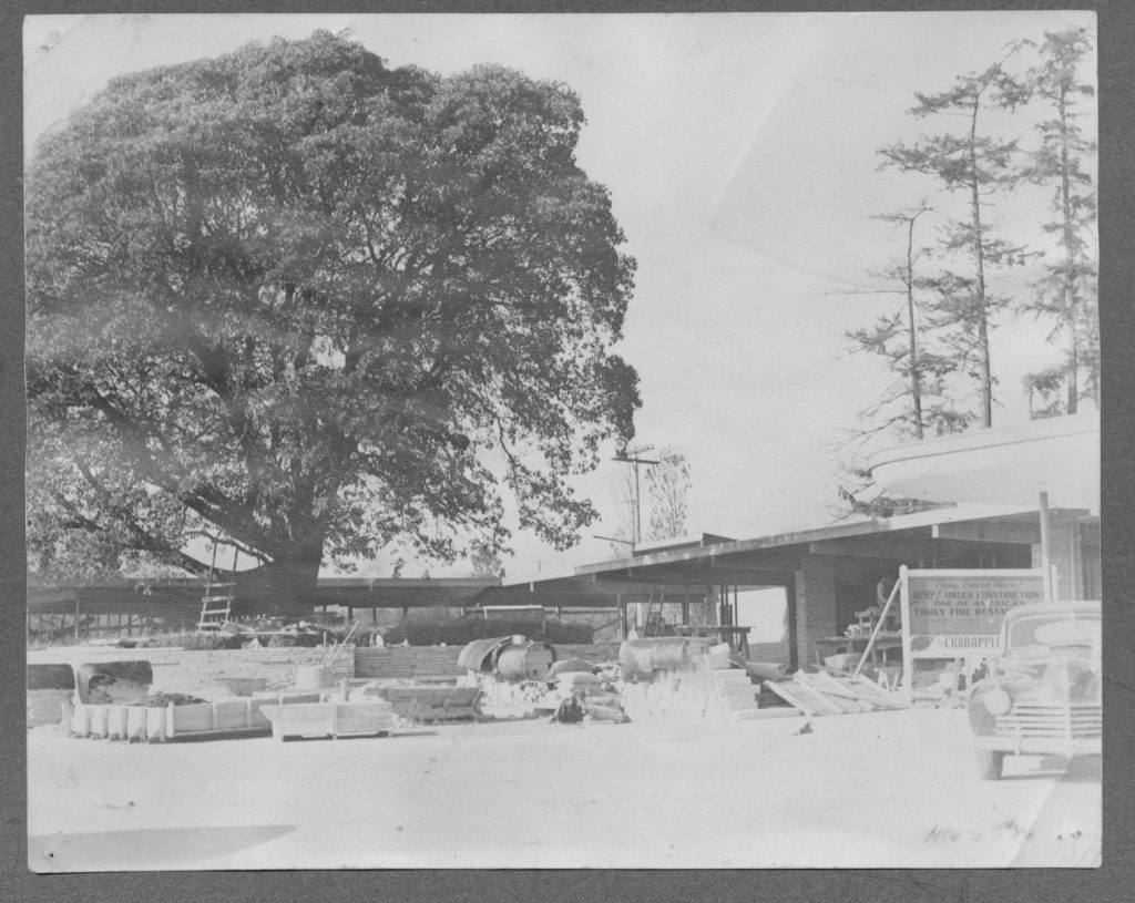 Crabapple Restaurant in Bellevue Square 1948