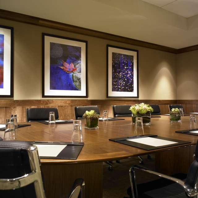 The Westin Crater Lake Boardroom
